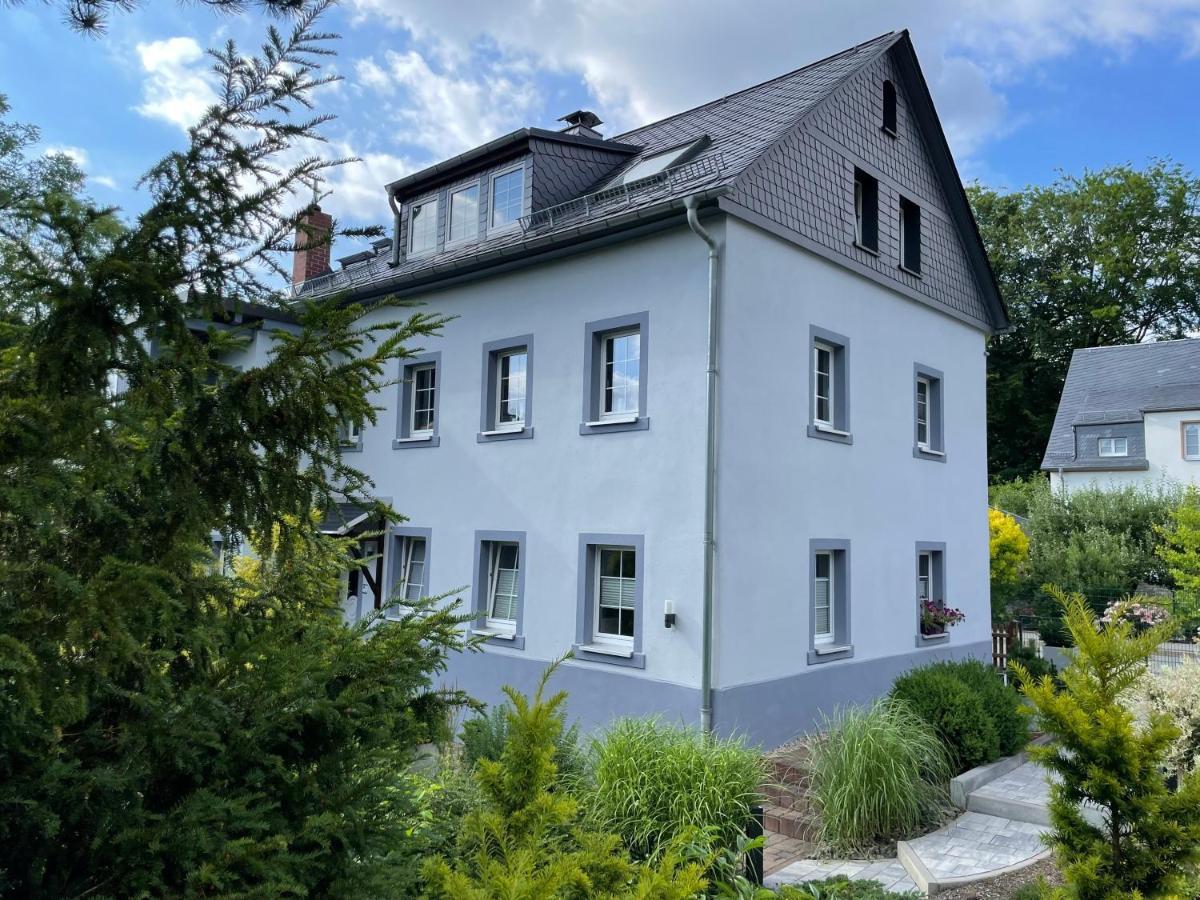 Ferienhaus Villa Adelsberg Mit Dachterrasse In Zentraler Lage Fuer Bis Zu 10 Personen Κέμνιτς Εξωτερικό φωτογραφία