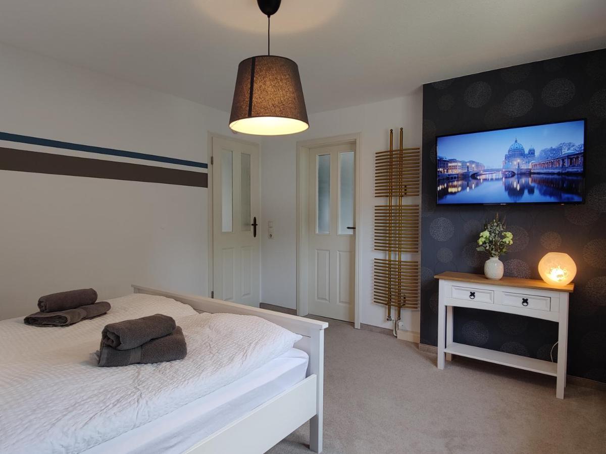 Ferienhaus Villa Adelsberg Mit Dachterrasse In Zentraler Lage Fuer Bis Zu 10 Personen Κέμνιτς Εξωτερικό φωτογραφία