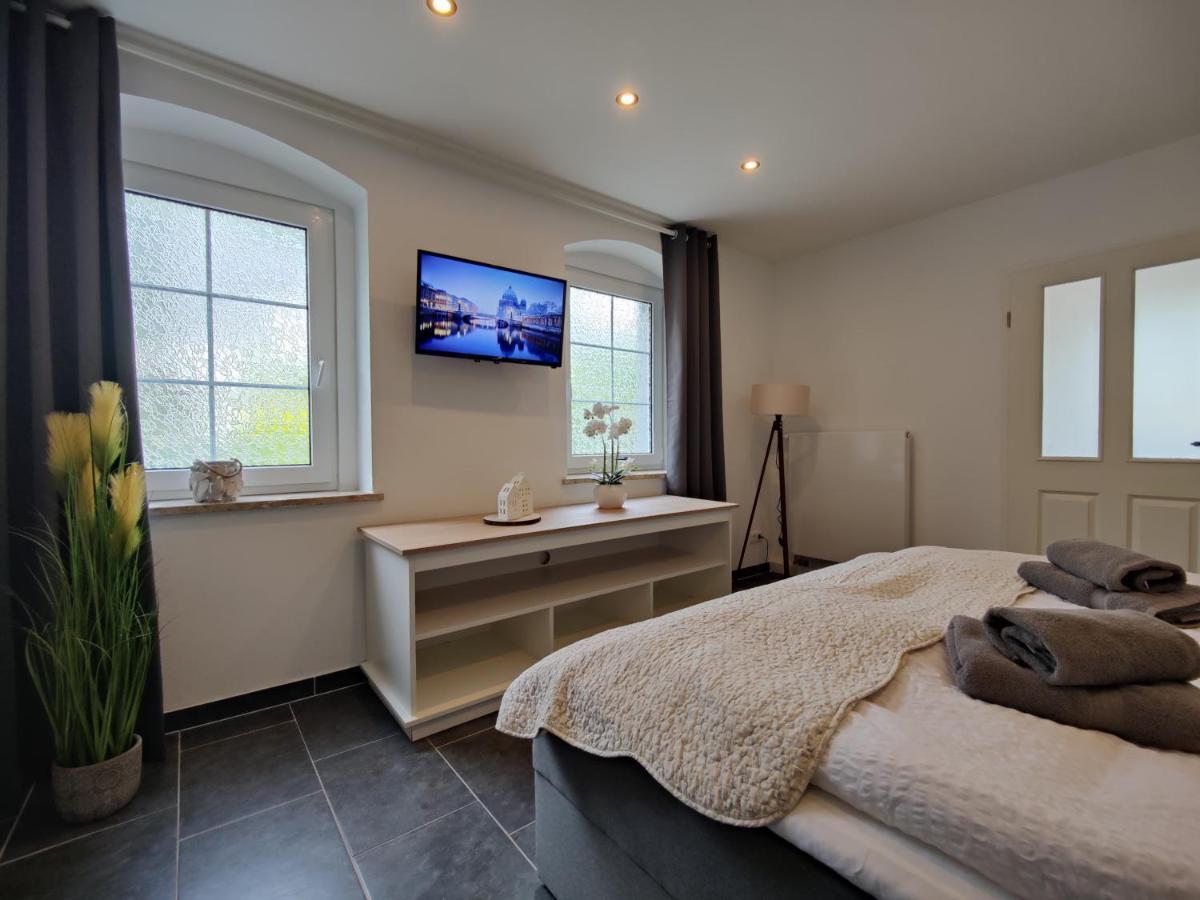 Ferienhaus Villa Adelsberg Mit Dachterrasse In Zentraler Lage Fuer Bis Zu 10 Personen Κέμνιτς Εξωτερικό φωτογραφία